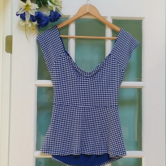 deletta Tops - 👑 Deletta Top 👑